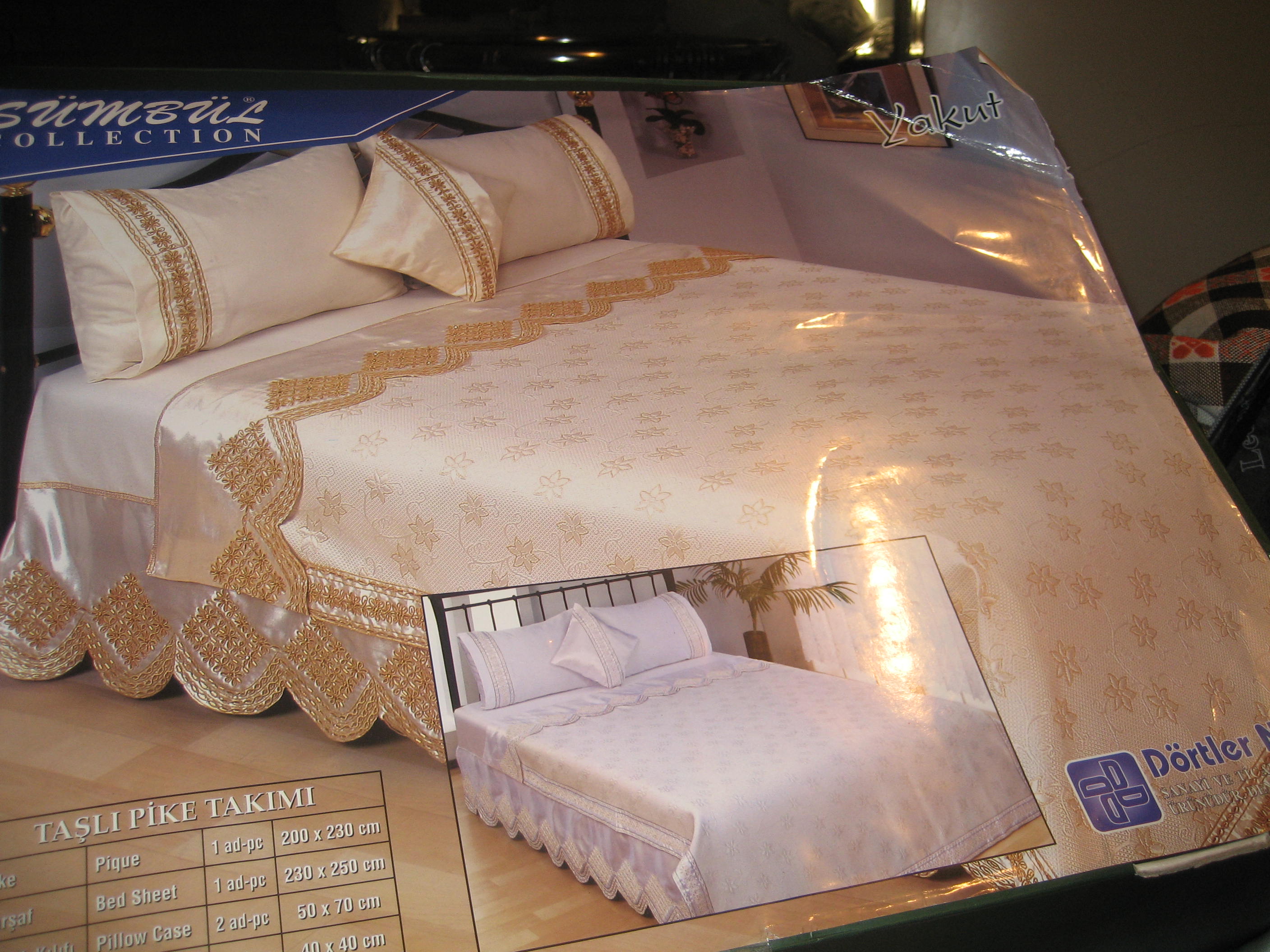 yatak örtüsü modelleri dantelli